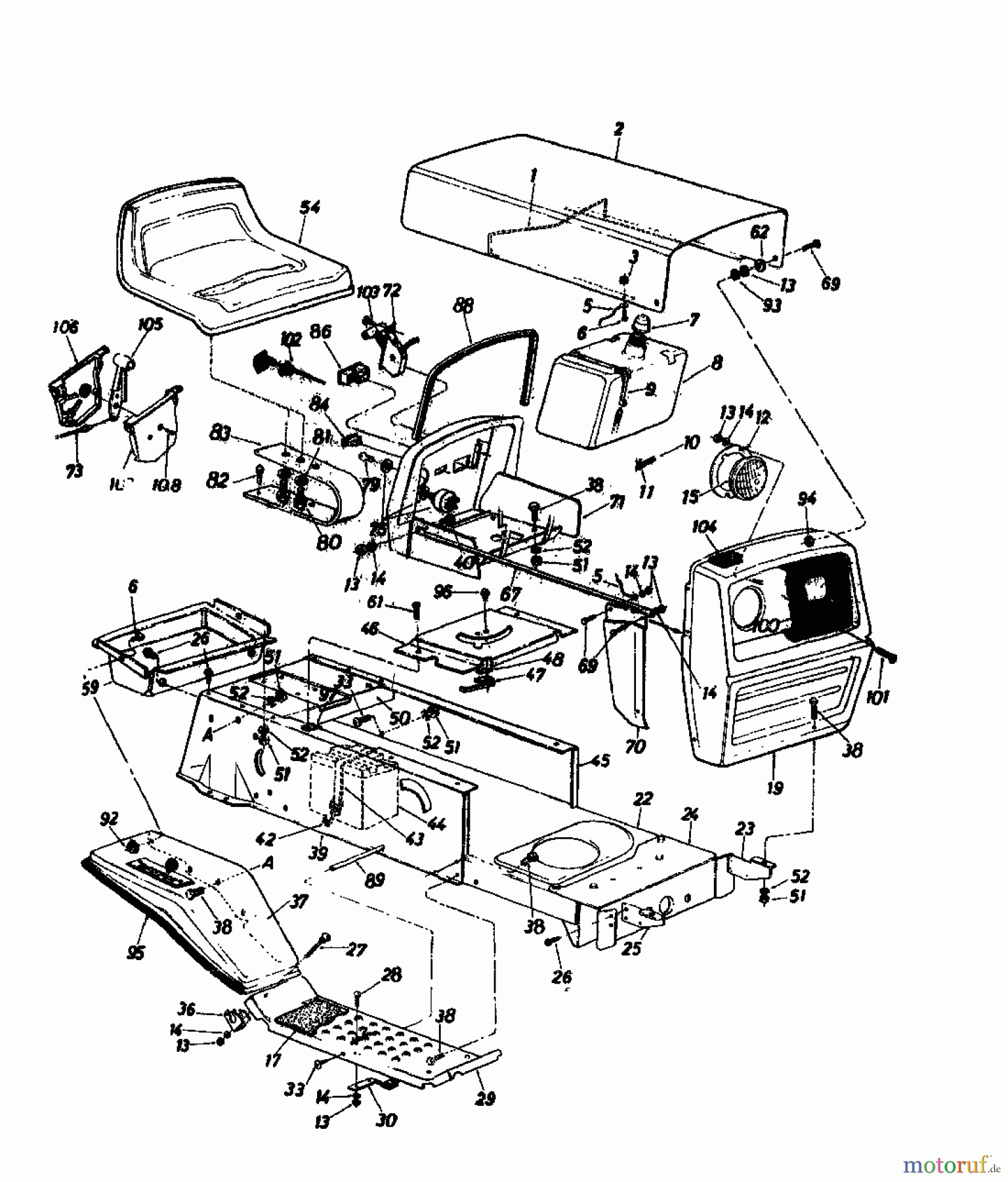  Super Lawn tractors Super 111 136-6981  (1986) Dashboard, Engine hood, Fender